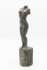 EPPE DE HAAN  Kleine tors staand  brons  22x5x5 cm..100 00  2 4306